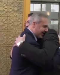 Yana kaydırınız.) Dışişleri Bakanı Hakan Fidan, Şam'da Suriye'deki yeni  y&ouml;netimin Lideri Ahmed Eş-Şara (Colani) ile bir araya geldi. ▪️Şam'ı  ziyaret eden son Dışişleri Bakanı, 1 Aralık 2024 tarihinde Suriye'ye resmi  bir ziyarette